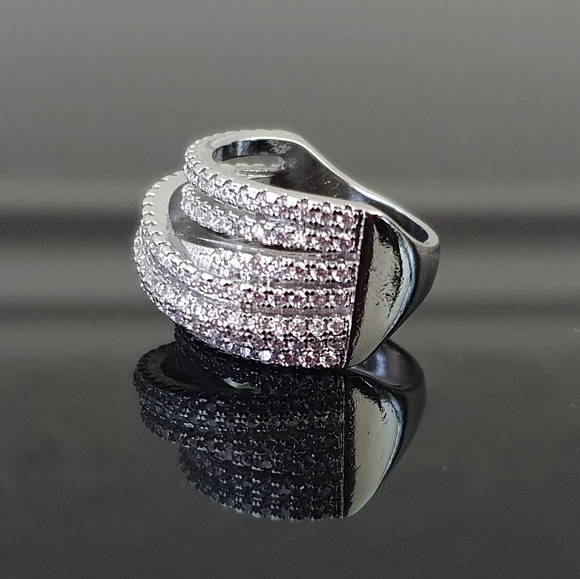 Luxury Silver Multilayer Finger Ring - Picture 3 of 4